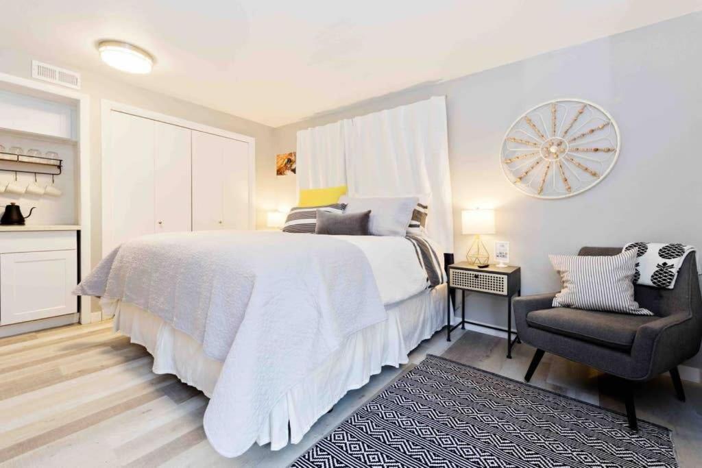 #Stayinmydistrict Hyde Park King Studio Suite Бойсе Экстерьер фото